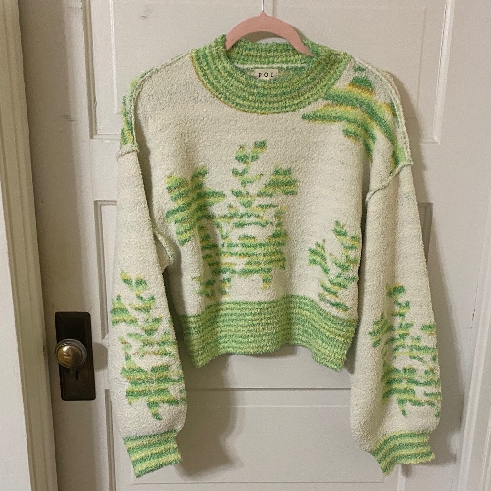 POL Women's Sweater in Green and Cream Small Measurements in Description